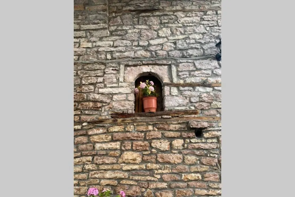 Kubeja Guest House Gjirokaster Albania
